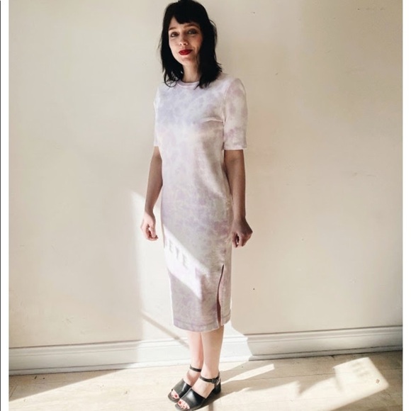 525 America / Tie Dye Midi Dress in electric lilac - Picture 6 of 12